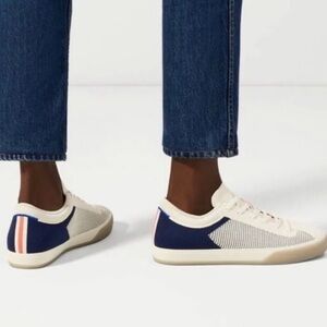 Rothy’s The Lace Up Sneakers Classic Navy & Off White Cream Size 7